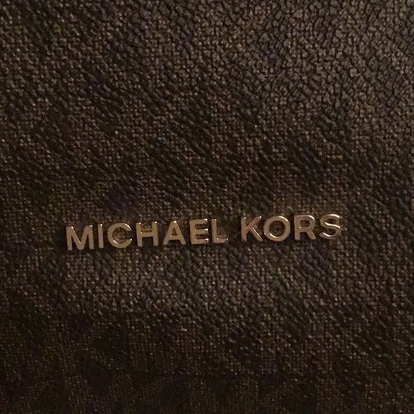 MICHAEL KORS” beautiful bag🌹💐🌹 - Picture 3 of 6